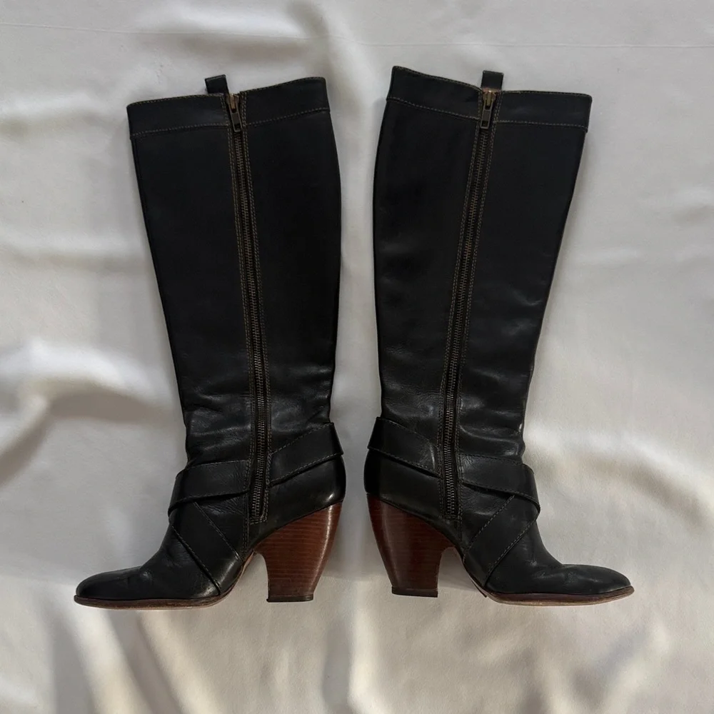 Frye Andrea Belted Tall boots black leather-Size 6.5US - Picture 2 of 12